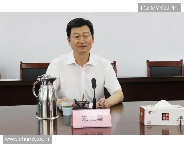 专访周丽探讨足球成功之道与未来发展趋势的深度解析 专访周丽探讨足球成功之道与未来发展趋势的深度解析